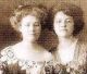 ZÁTKOVY sestry Sláva a Růžena  (1910)